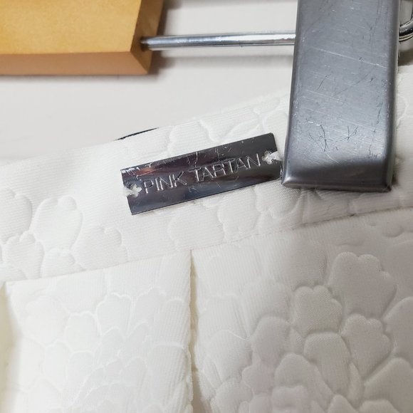 PINK TARTAN White Floral Textured Scuba A-Line Luxury Skirt - Picture 6 of 10